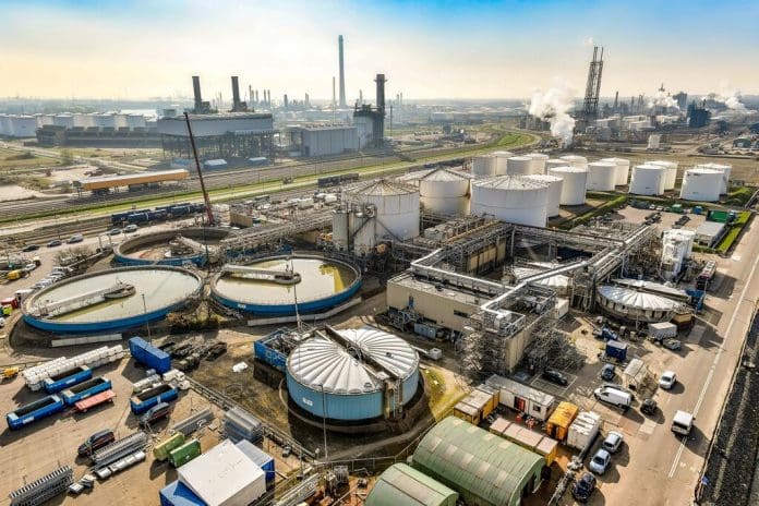 Shell_Pernis refinery in Rotterdam